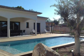 Villa spacieuse à Zonza avec piscine privée